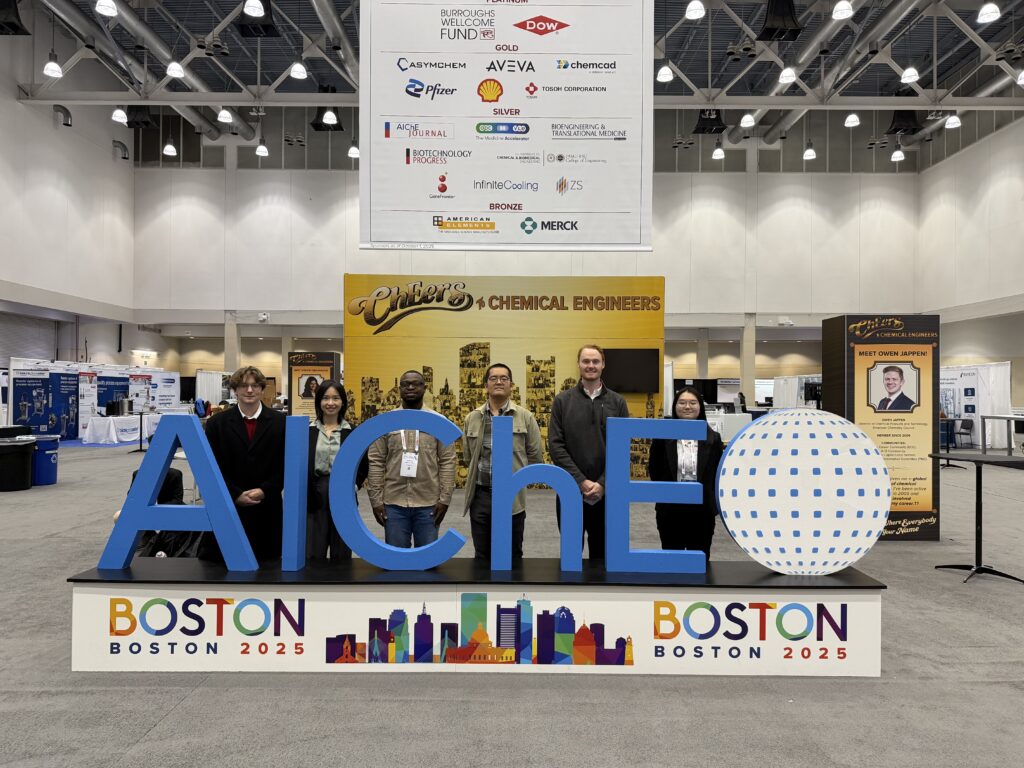 Group photo at the 2025 AIChE Annual Meeting