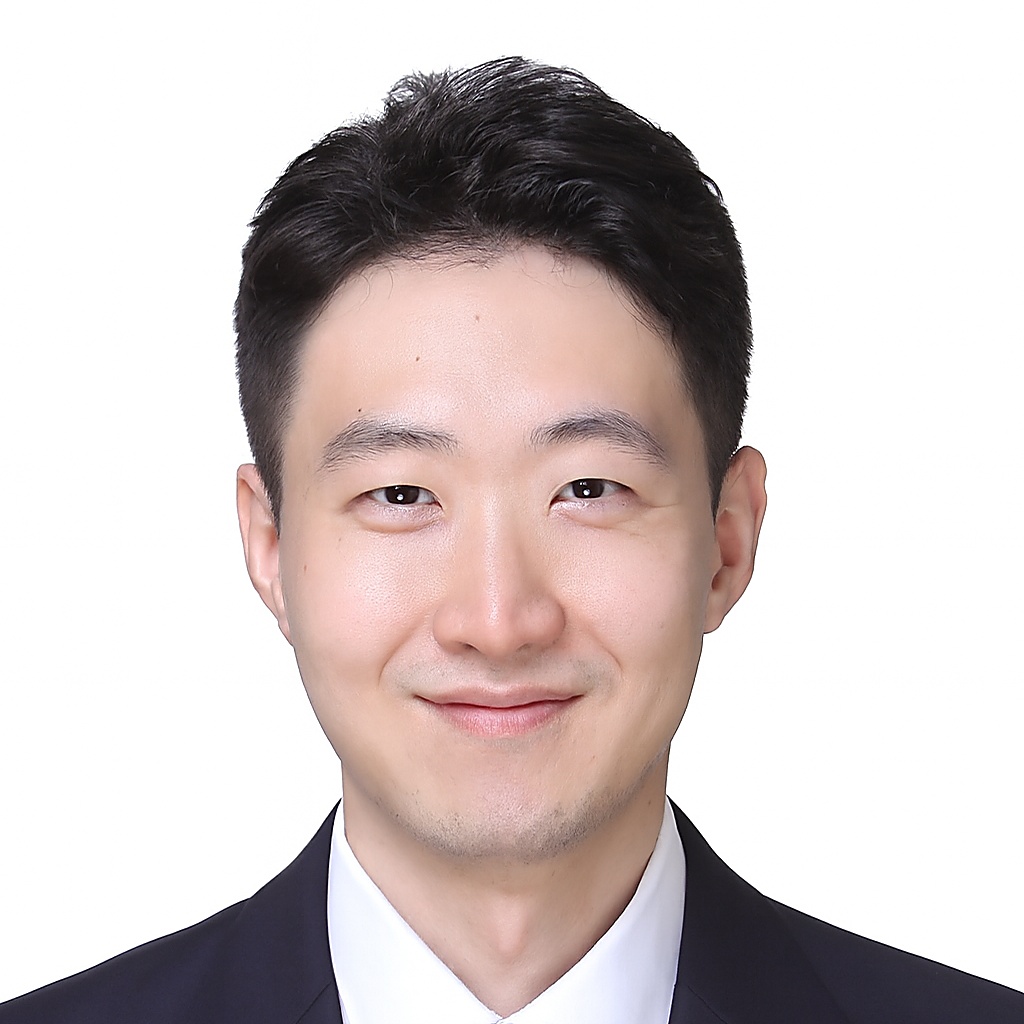 Kyoung Min Kim